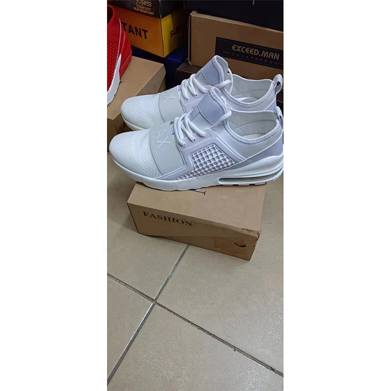 Hot selling entire inventory men's leisure sports running shoes stock shoes