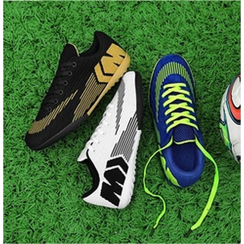 Clearance stock men casual sneakers football soccer shoes