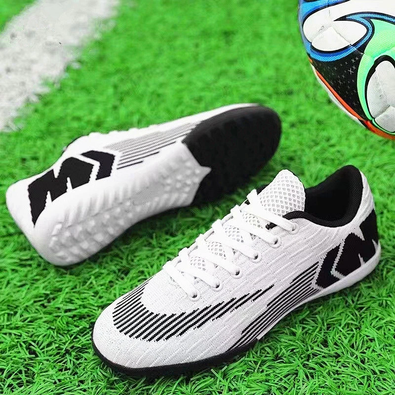 Clearance stock men casual sneakers football soccer shoes