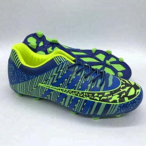 New design fashion football shoes men casual sports soccer shoes