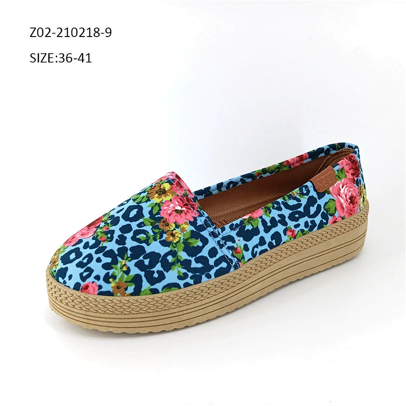 Wholesale custom logo lady's canvas anti skid flat canvas shoes lady casual shoes