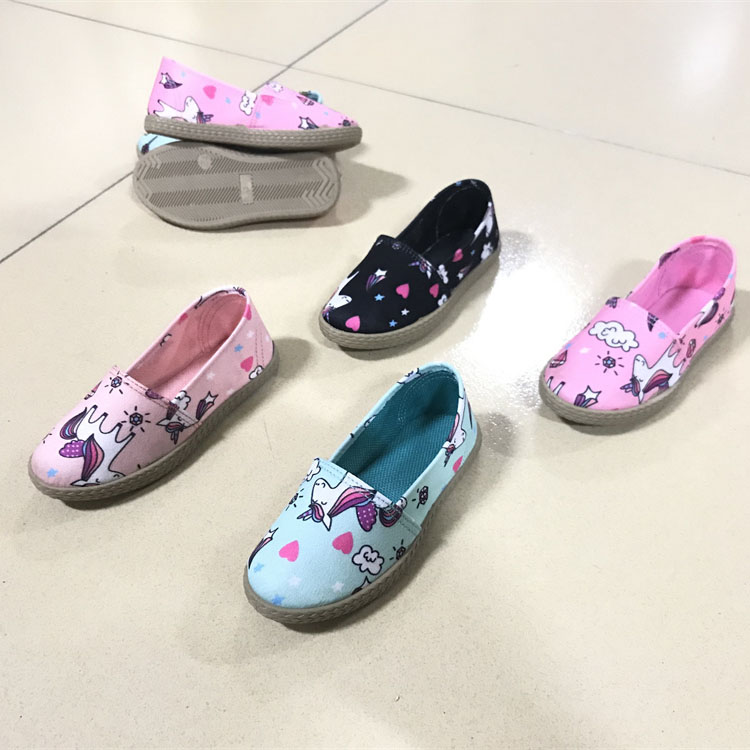 New Popular women slip on Walking shoes ladies Espadrilles loafers casual Canvas Shoes