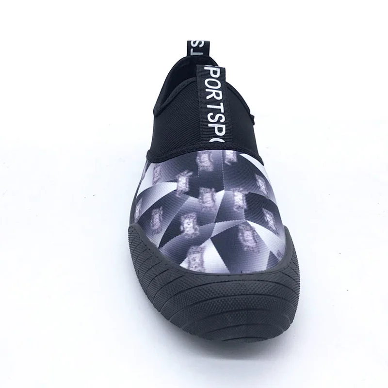 Factory customize Hot Sale Classic Men Injection Flat Canvas Casual Shoe with Customized with good price