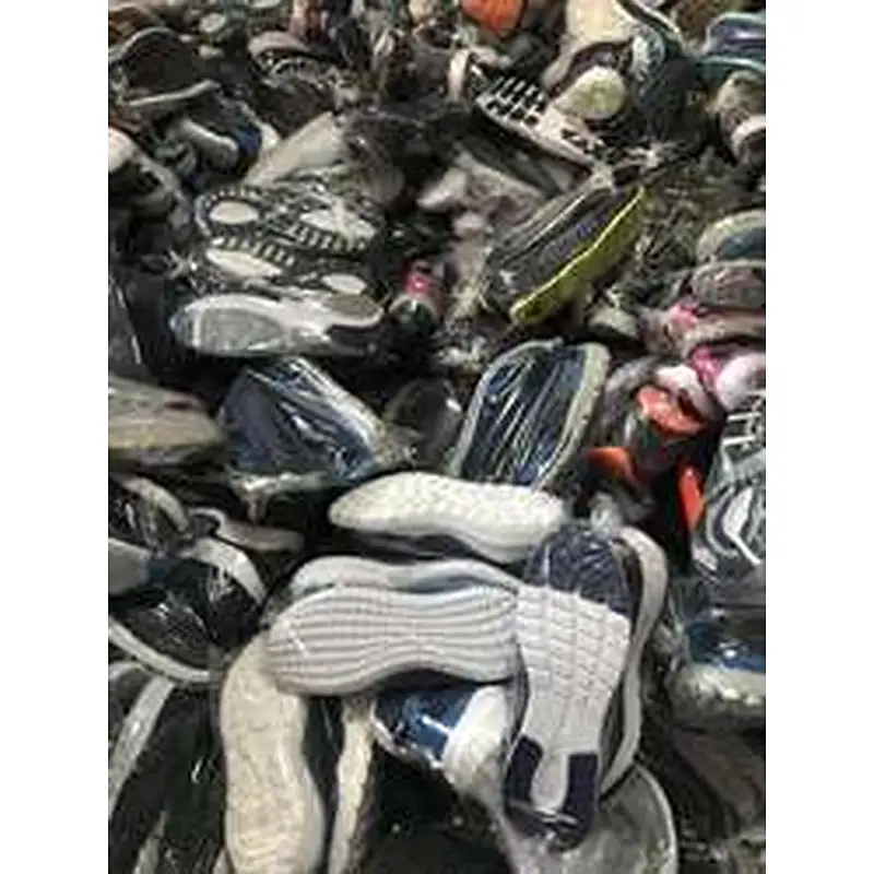 Mix design men sport shoes running shoes athletic shoes sneakers stock