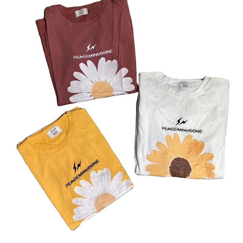 Mix color mix design Women Medium Length Daisy T-Shirt Stock for Summer