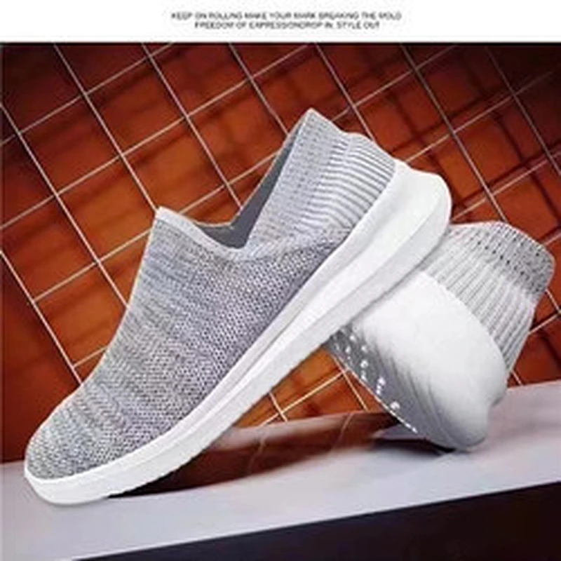 Good Quality Fly knit Women and Men Slip on Sports Sneaker Stock Shoes Casual Shoes Stock