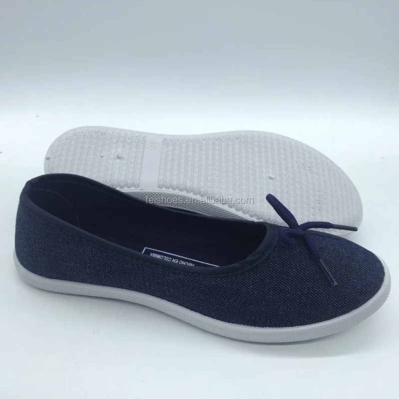 Hot sale OEM fashion women flat shoes injection canvas shoes