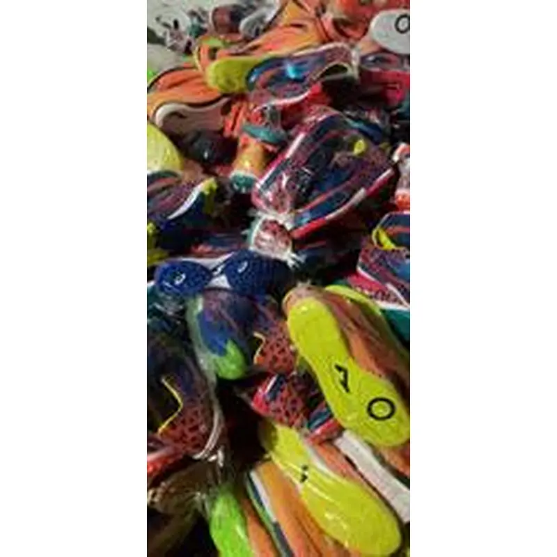 Mix style  adults men soccer football  stock shoe  stock lots