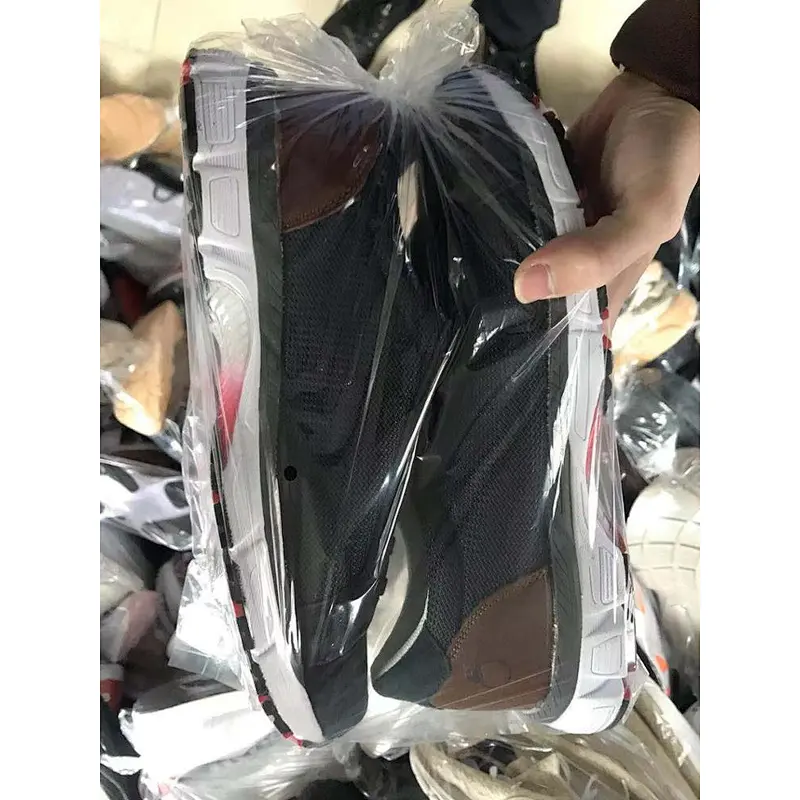 Mix design men sport shoes running shoes athletic shoes sneakers stock