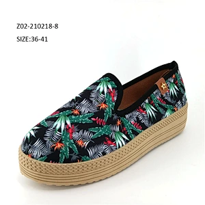 Wholesale Factory Footwear Floral Printing Designer Summer Indoor Outdoor Casual Slip On Shoes For Female