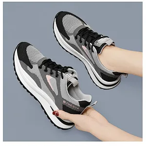 New lightweight non-slip women casual shoes comfortable soft sole sports running shoes
