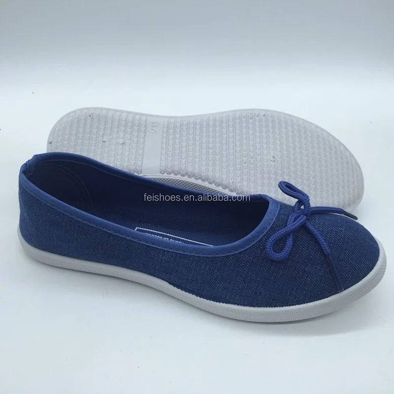 Hot sale OEM fashion women flat shoes injection canvas shoes