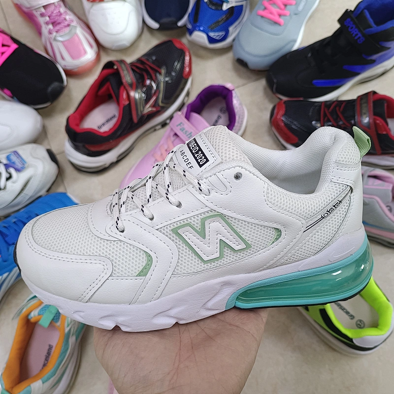 child Stock shoes mixed children's air cushioned sneakers in stock shoe stock lots