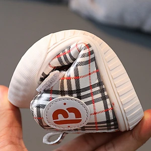 Comfortable High top Baby canvas shoes Casual Sneakers with plaid
