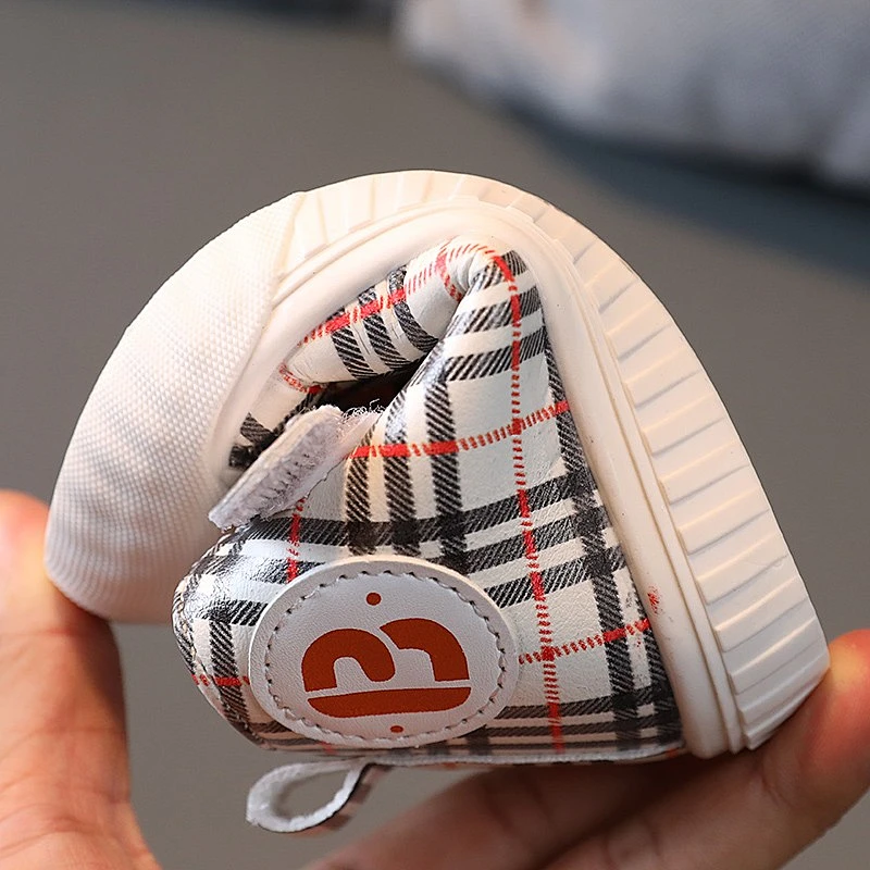 Comfortable High top Baby canvas shoes Casual Sneakers with plaid