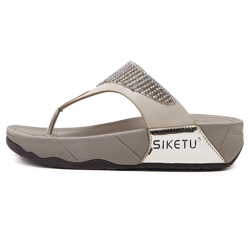 New ladies' leisure beach slippers rhinestone thick wedge women flip-flops