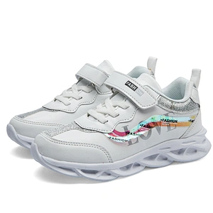 Customize Hot Style Comfortable Sneaker Breathable Sports Casual Shoes for Children