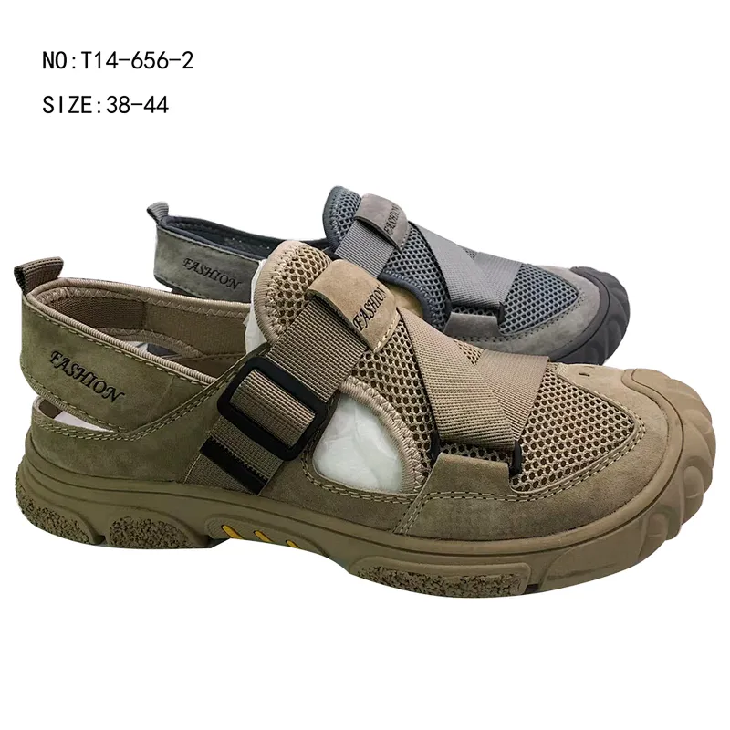 High quality custom Fashion men shoes Genuine Leather slippers Beach Leather Sandals for Summer