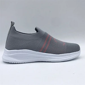 Slip-on Flats Shoes Women Summer Breathable Flying Weaving Casual Shoes Breathable Lightweight Mesh Fashion Sneaker