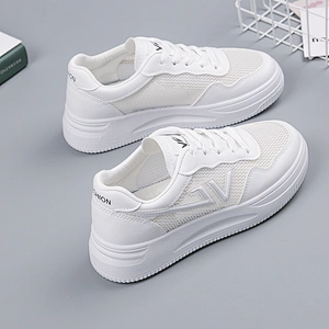 Women white shoes outdoor sport shoes Sneaker casual shoes stock