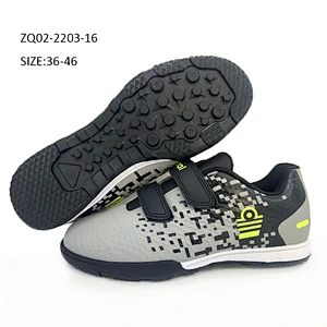 Factory new design indoor outdoor sports football shoes men casual soccer shoes