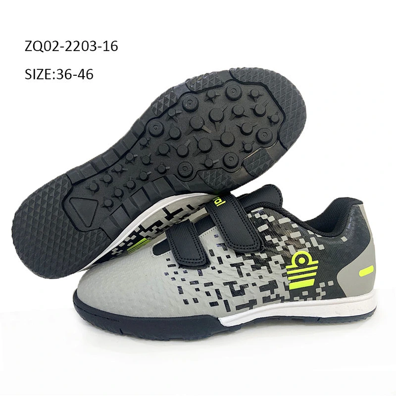 Factory new design indoor outdoor sports football shoes men casual soccer shoes