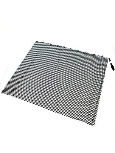 Fireplace mesh curtain