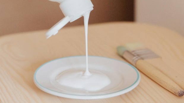 Polyurethane adhesive bonding process with Mingxu PU catalysts for strong and flexible joints