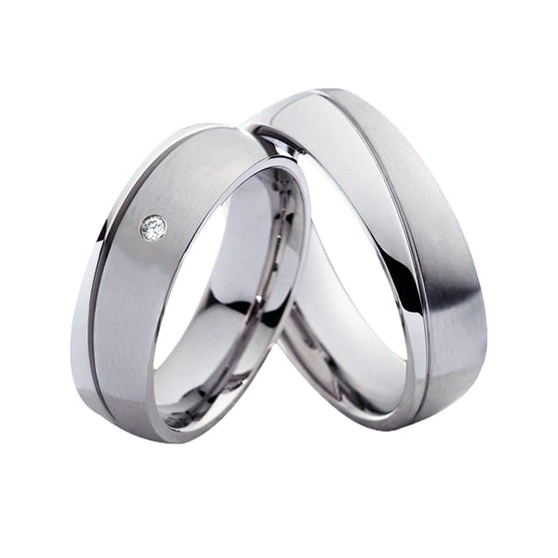 2014 two tone plating cz stone custom hot sell titanium couple ring