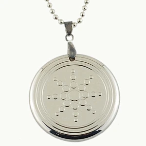 2014 shenzhen suppliers quantum energy scalar pendant titanium pendant