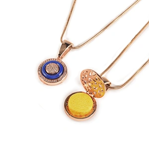 Wollet new design rose gold stainless steel diffuser fragance pendant for women