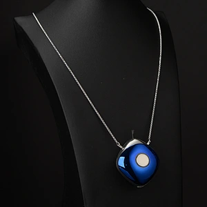 Wollet Wholesale Small Portable Air Purifier Travel-Size Generator Negative Ion 40 Million Air Freshener Pendant