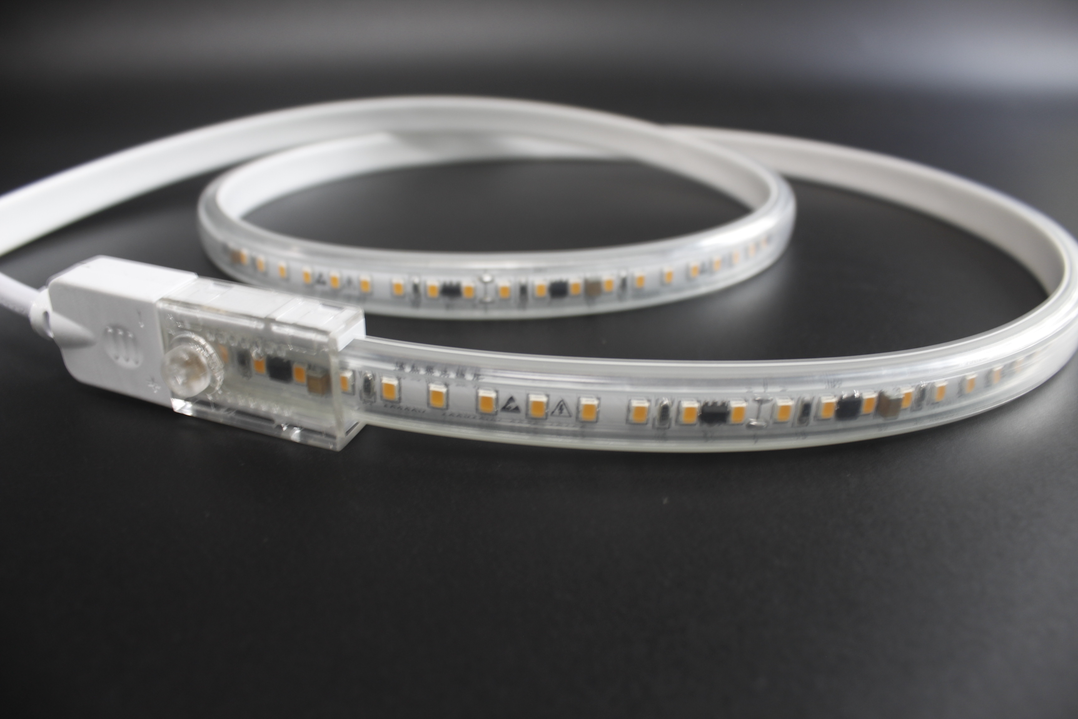 Flicker-Free LED Strips Light