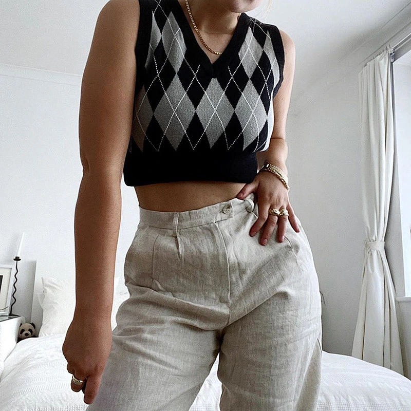 Courtyard diamond plaid jumpers sweater shirt short cropped top women's vest sweater