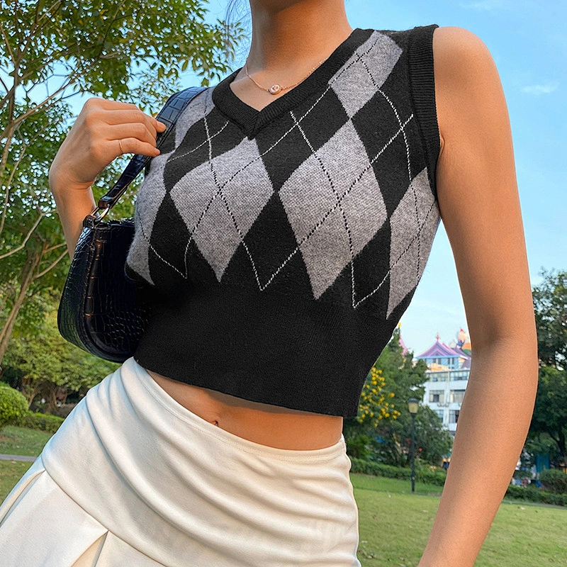 Courtyard diamond plaid jumpers sweater shirt short cropped top women's vest sweater
