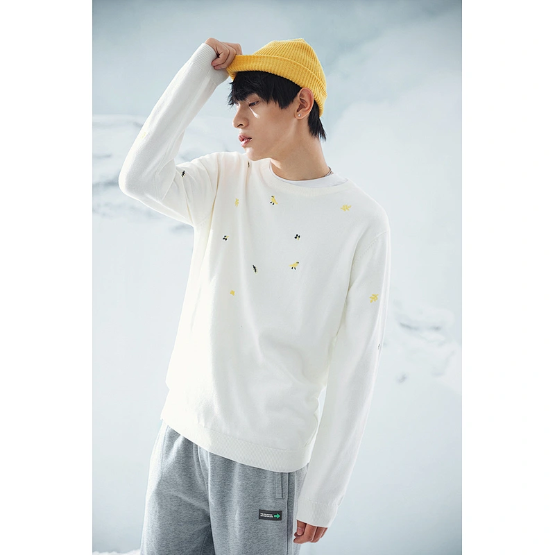 Fshion Korean oem knitwear gray men sweaters pullover with patches casual designer winter men sweaters