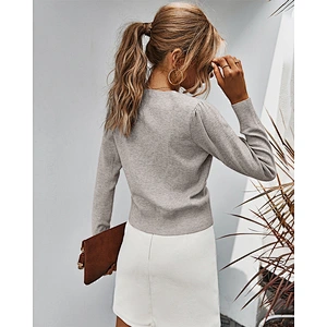 2020 New style fall sweaters for women fashion v-neck pleated knit top simple solid color shirt stock