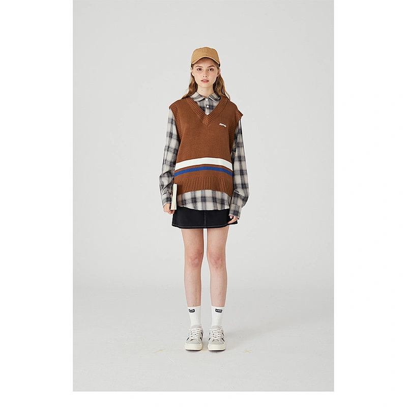 Wholesale Men high qulity fall knitted sweater new plaid t-shirts custom knit sweater vest