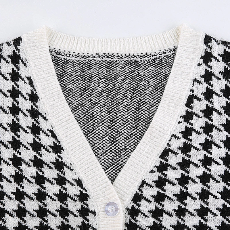 Autumn winter new fashion plaid V-neck coat cardigan sweater women casual woolen tops