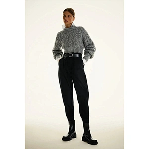 Asymmetric Cropped Cable-knit custom turtleneck crop top sweater woman warm Knitted sweater