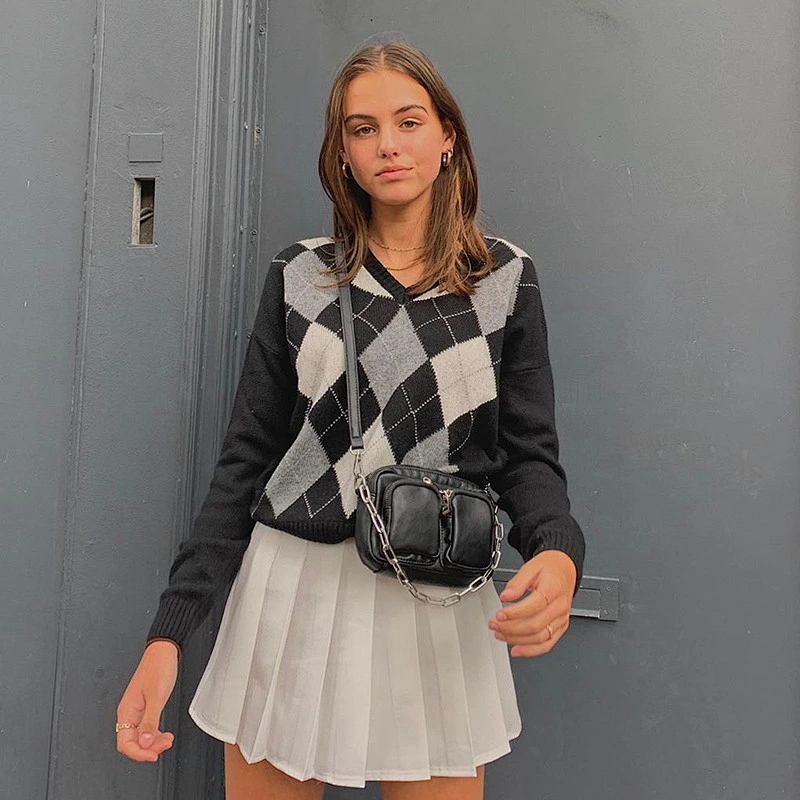 V-neck fashion girl blouse winter luxury long  plaid women knitwear sweater