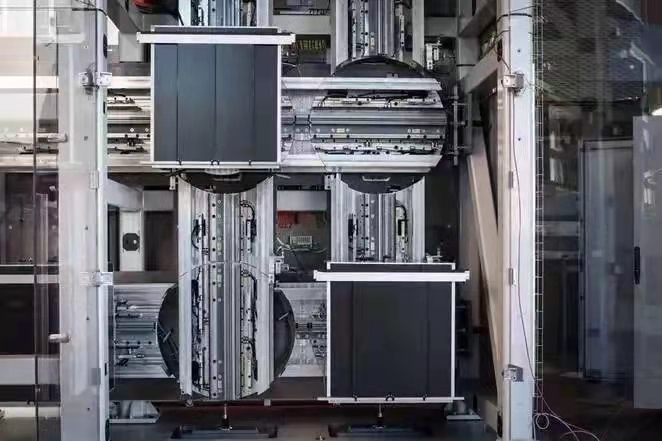 the world's first cableless elevator