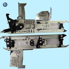 Elevator door vane
