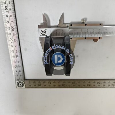 Escalator handrail roller 61mm KM5071160H01