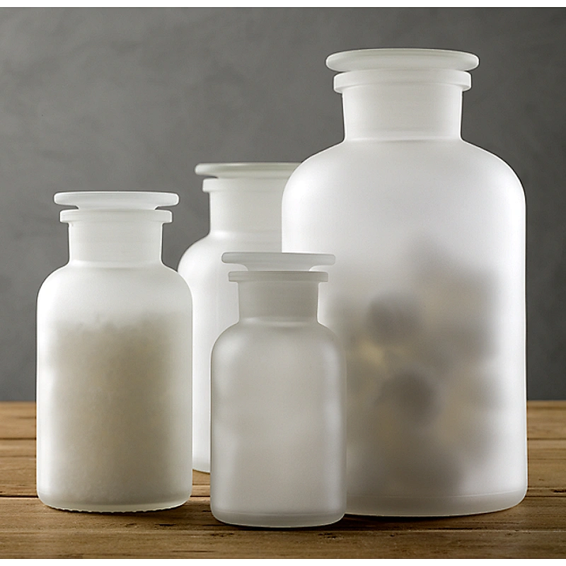 Wholesale 30ml 60ml 125ml 250ml 1000ml amber glass apothecary bottles with stoppers  reagent bottle wide mouth
