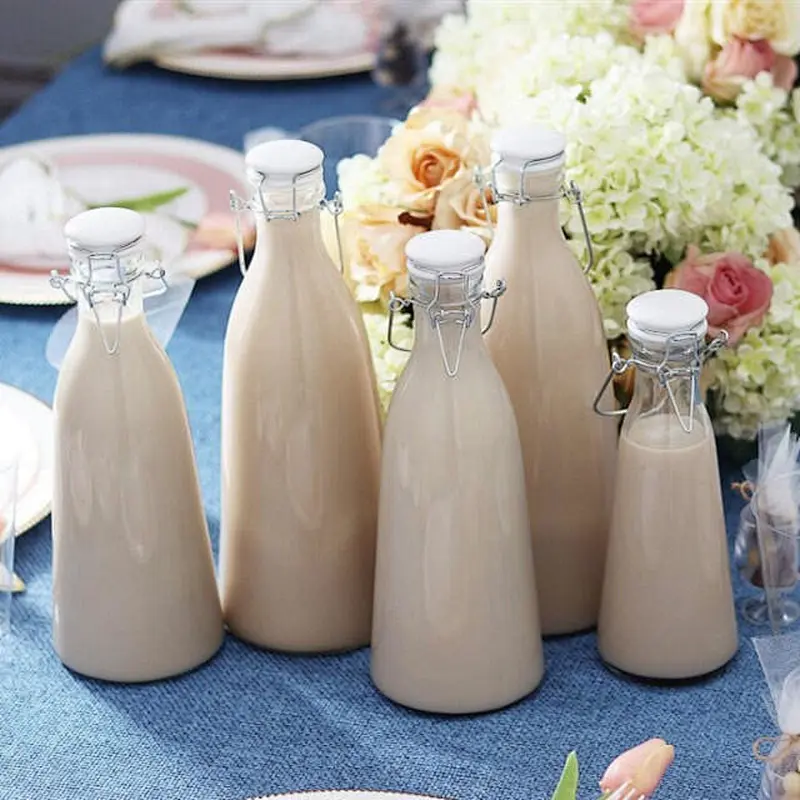 Hot selling exquisite square glass bottle swing top