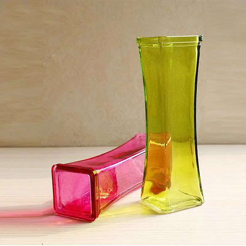 Custom Made Amber Flower Square Glass Vase For Restaurant Decoration