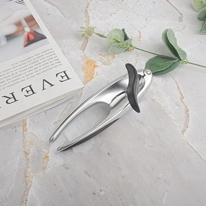 Easy to use new design hot selling stainless steel can opener