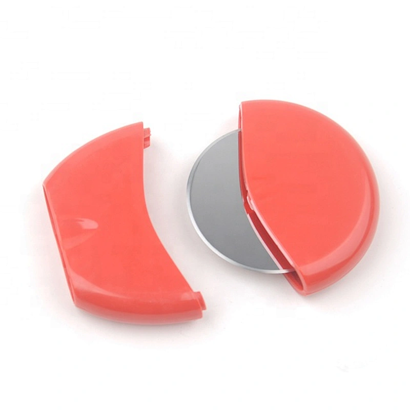 High quality plastic blade easily cuts plastic pizza cutter