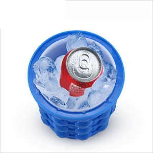 High quality and portable silicone ice bucket with a lid